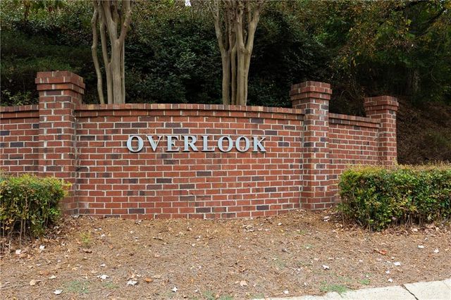 2014 River Heights SE Walk, Marietta, GA 30067