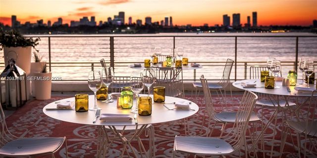1100 W Ave 525 525, Miami Beach, FL 33139