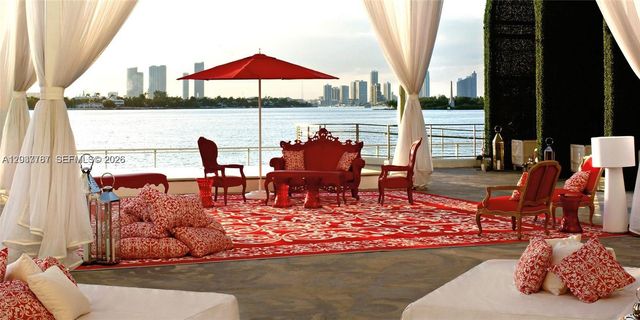 1100 W Ave 525 525, Miami Beach, FL 33139
