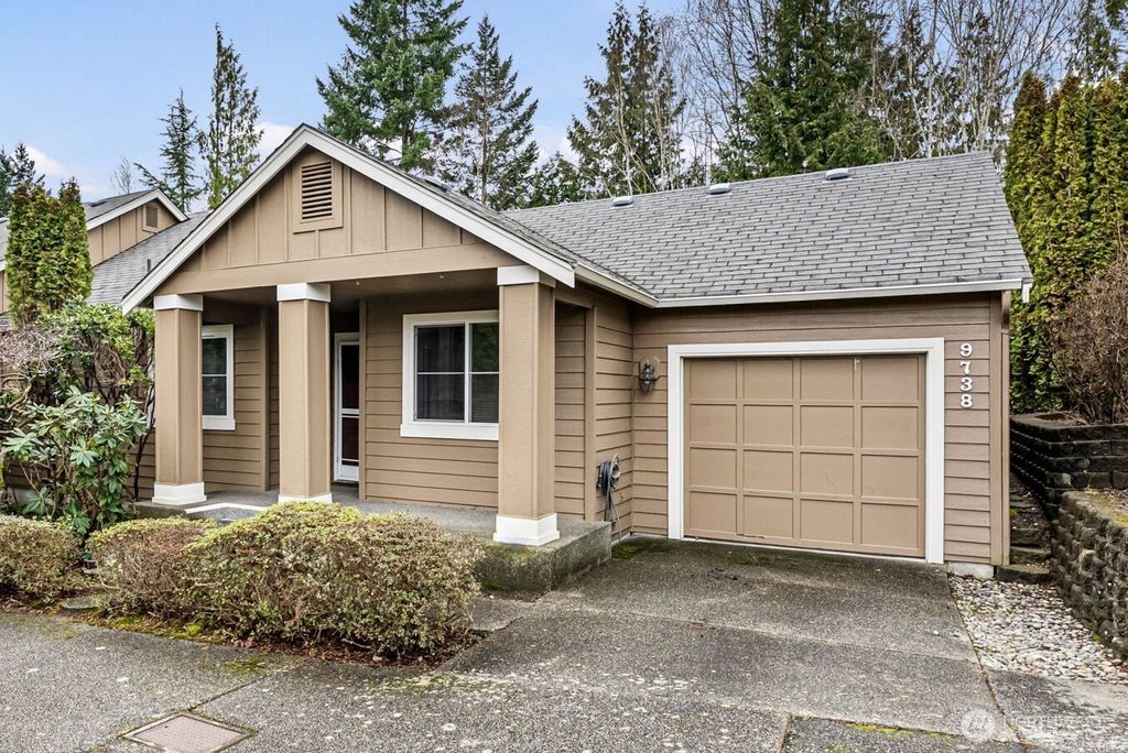 9738 Sea Isle Lane NW, Silverdale, WA 98383