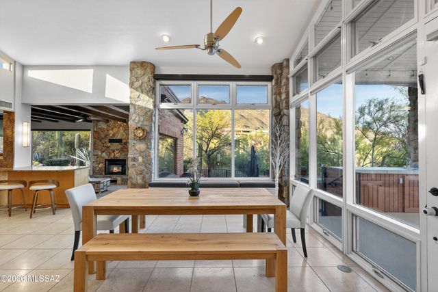 7146 N Finger Rock Place, Tucson, AZ 85718