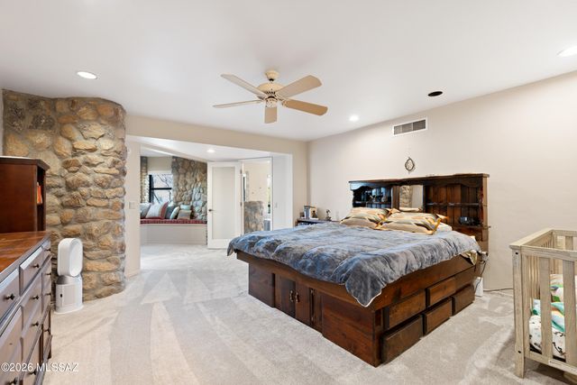 7146 N Finger Rock Place, Tucson, AZ 85718