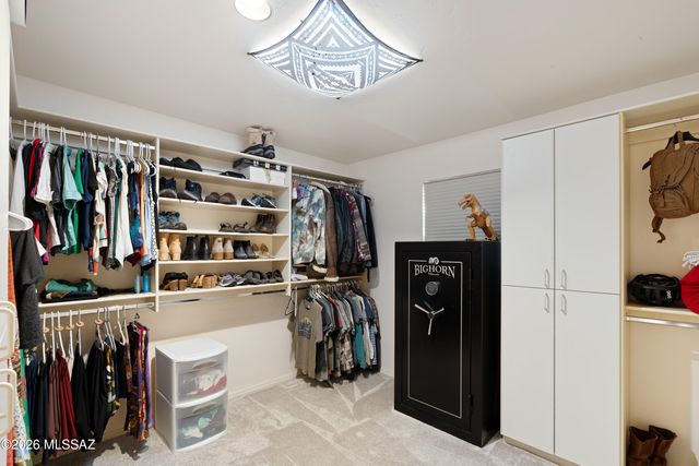 7146 N Finger Rock Place, Tucson, AZ 85718