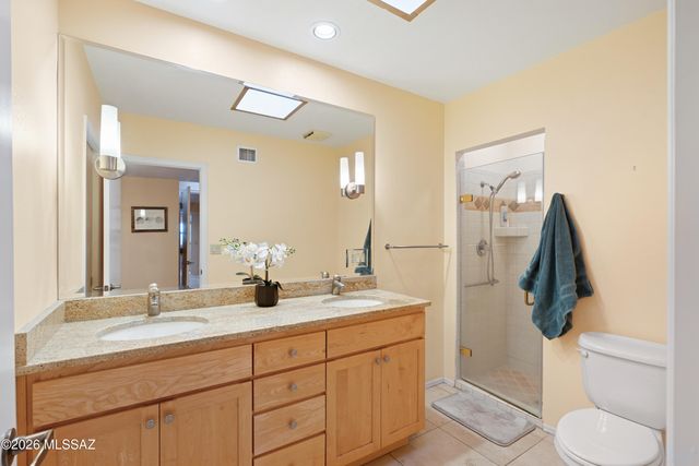 7146 N Finger Rock Place, Tucson, AZ 85718