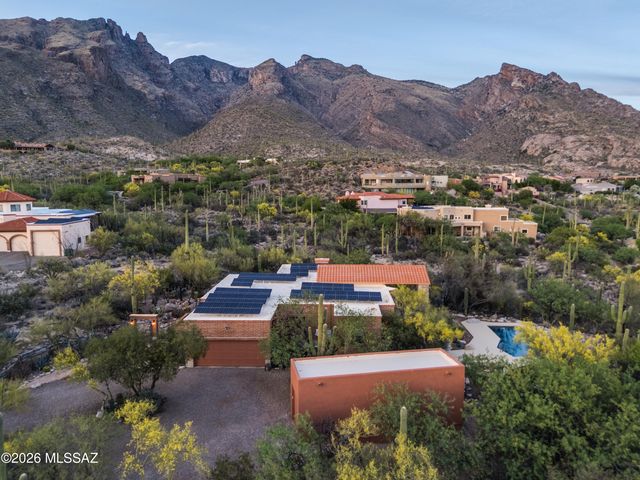 7146 N Finger Rock Place, Tucson, AZ 85718