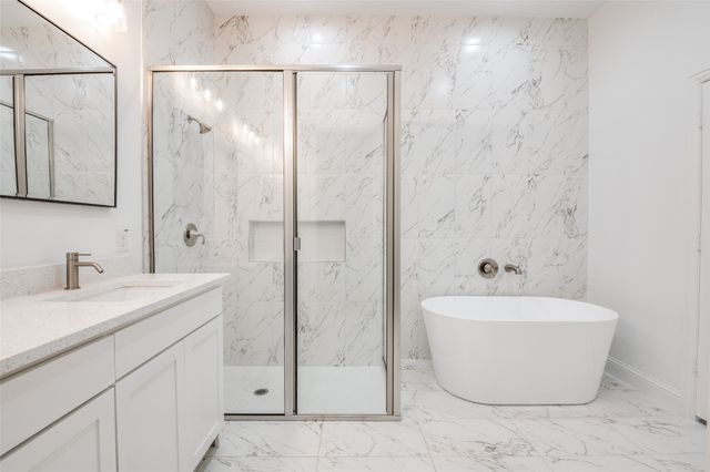 205 Fairview Street, Waxahachie, TX 75165