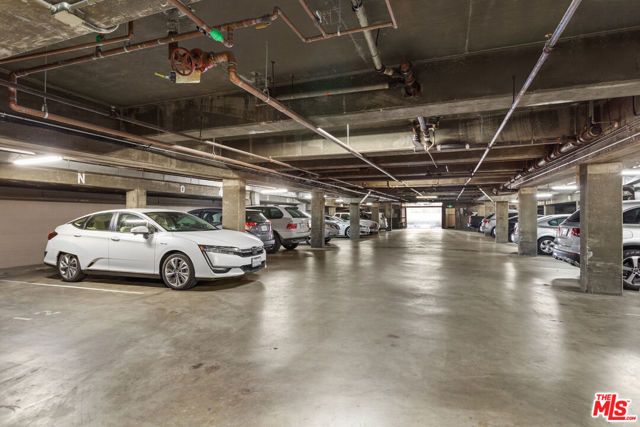 947 W 30th Street, Los Angeles, CA 90007