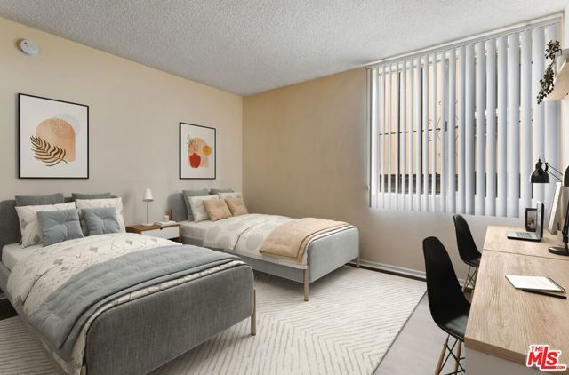 947 W 30th Street, Los Angeles, CA 90007