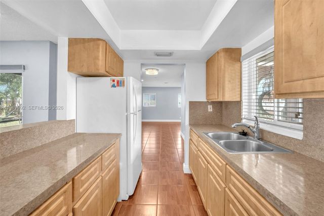 4401 NW 14th St, Lauderhill, FL 33313