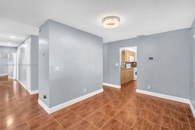 4401 NW 14th St, Lauderhill, FL 33313