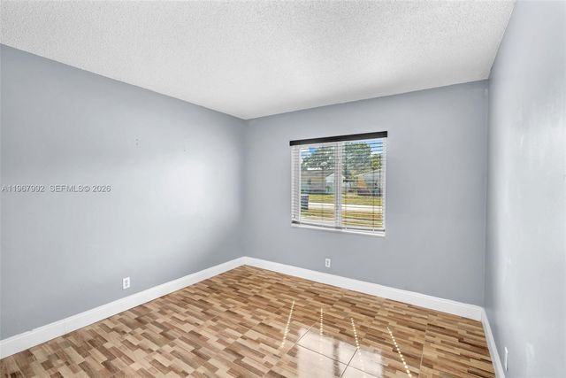 4401 NW 14th St, Lauderhill, FL 33313