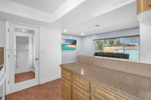 4401 NW 14th St, Lauderhill, FL 33313