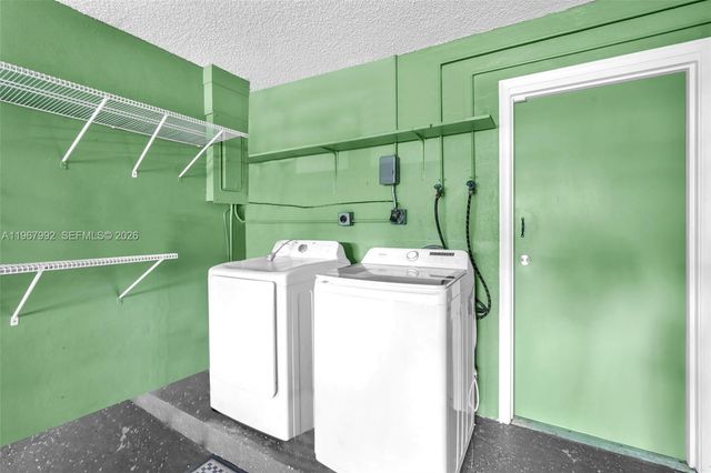 4401 NW 14th St, Lauderhill, FL 33313