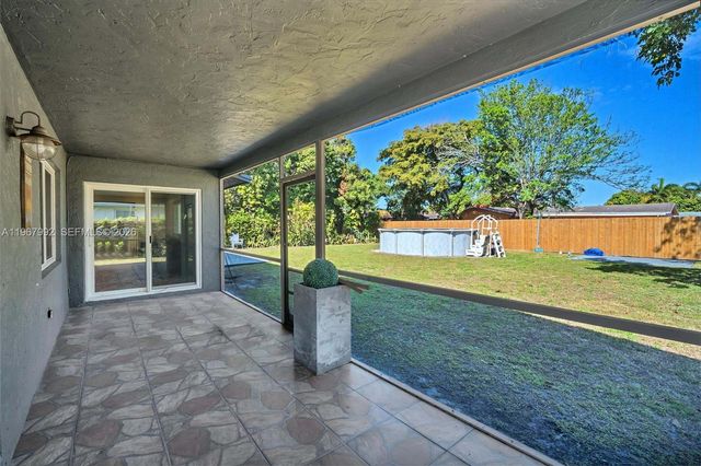 4401 NW 14th St, Lauderhill, FL 33313