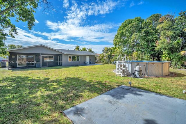 4401 NW 14th St, Lauderhill, FL 33313