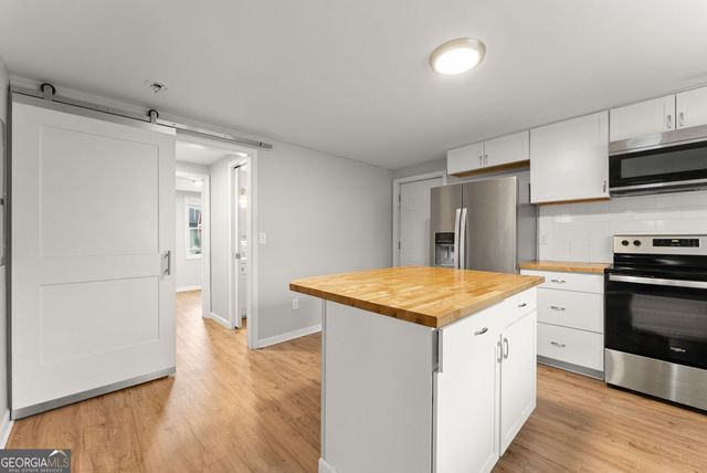 212 Walker Drive, Monroe, GA 30655