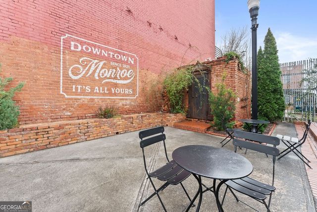 212 Walker Drive, Monroe, GA 30655