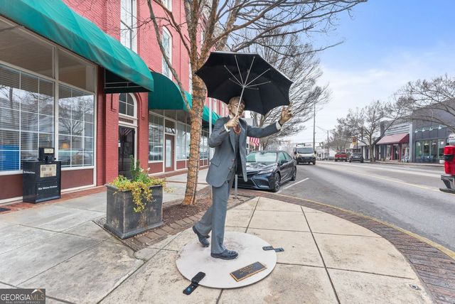 212 Walker Drive, Monroe, GA 30655