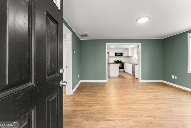 212 Walker Drive, Monroe, GA 30655