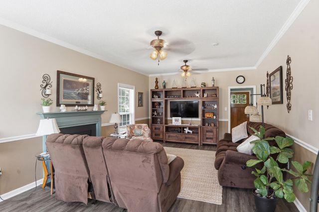 1594 E Church Street, Bonneau, SC 29431