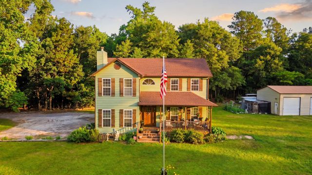 1594 E Church Street, Bonneau, SC 29431