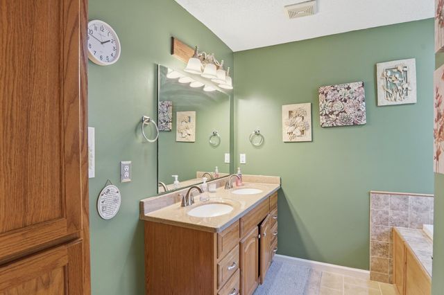 1594 E Church Street, Bonneau, SC 29431
