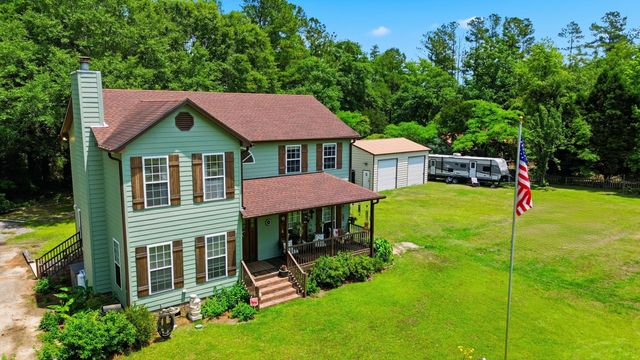 1594 E Church Street, Bonneau, SC 29431