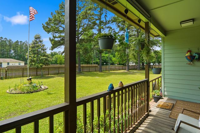 1594 E Church Street, Bonneau, SC 29431