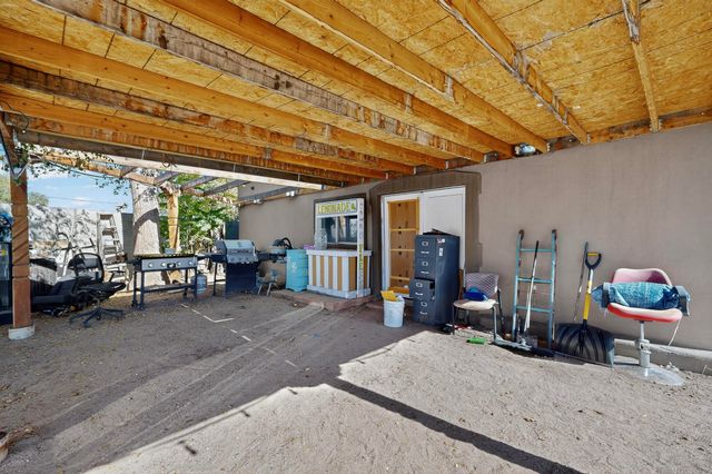 1407 De Baca Circle SW, Albuquerque, NM 87105