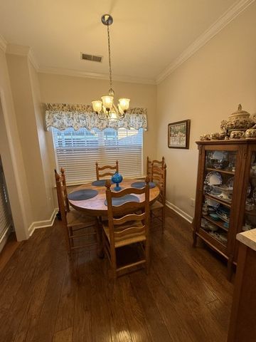 2 Hale Ct, Lebanon, TN 37087