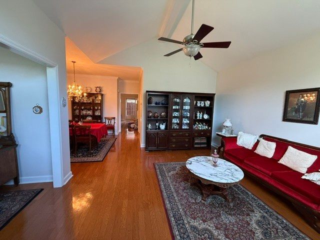 2 Hale Ct, Lebanon, TN 37087