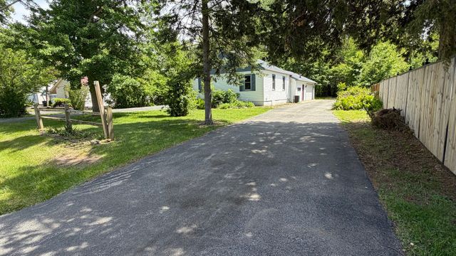 3633 Sunset Avenue, Markham, IL 60428
