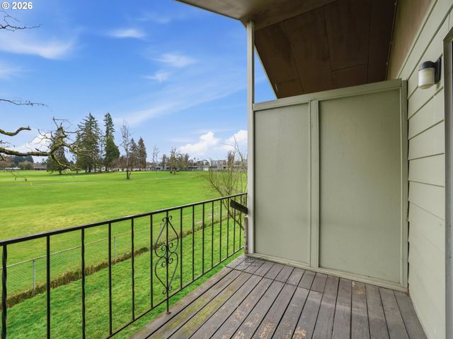 1308 Ne HOGAN Dr, Gresham, OR 97030