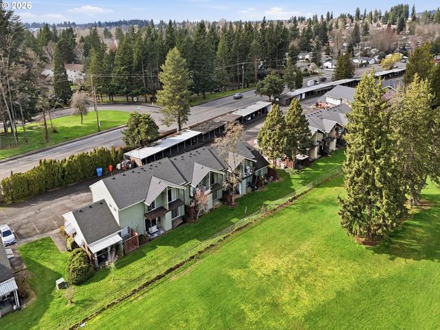 1308 Ne HOGAN Dr, Gresham, OR 97030