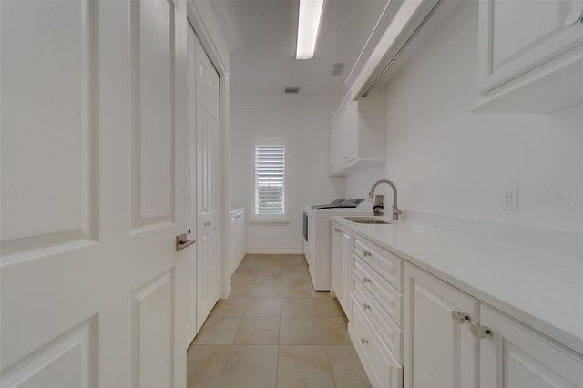 824 ISLAND WAY, Clearwater Beach, FL 33767