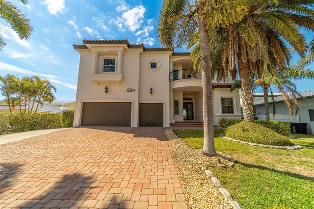 824 ISLAND WAY, Clearwater Beach, FL 33767