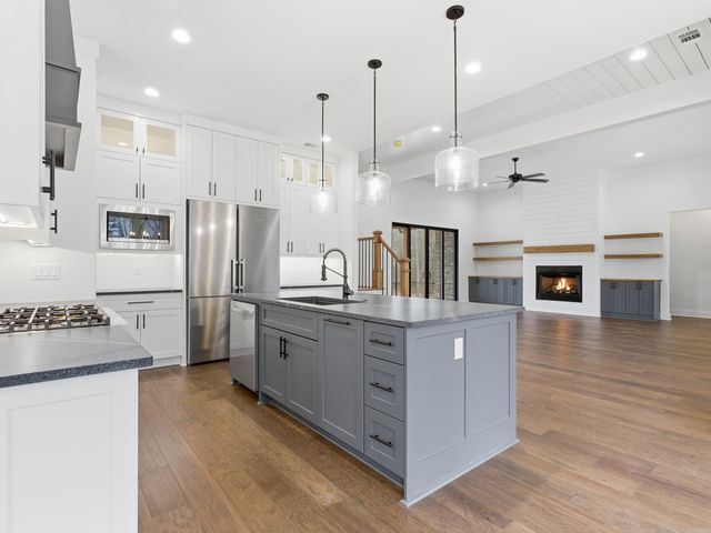 3076 Avilla Manor Trail, Alexander, AR 72002