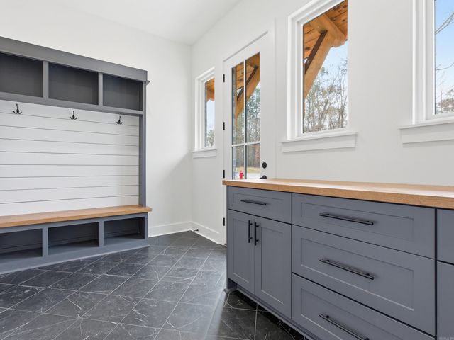 3076 Avilla Manor Trail, Alexander, AR 72002