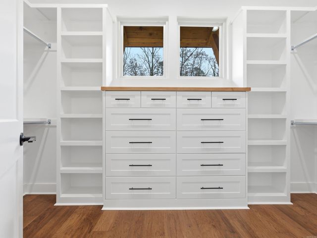 3076 Avilla Manor Trail, Alexander, AR 72002