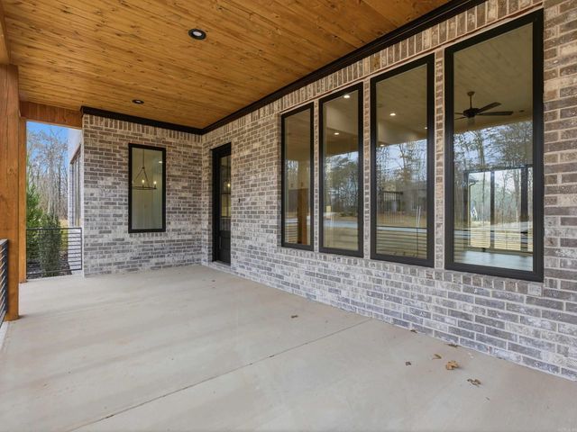 3076 Avilla Manor Trail, Alexander, AR 72002