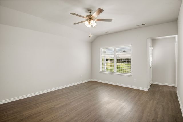 10577 Taruca Drive, Fort Worth, TX 76036