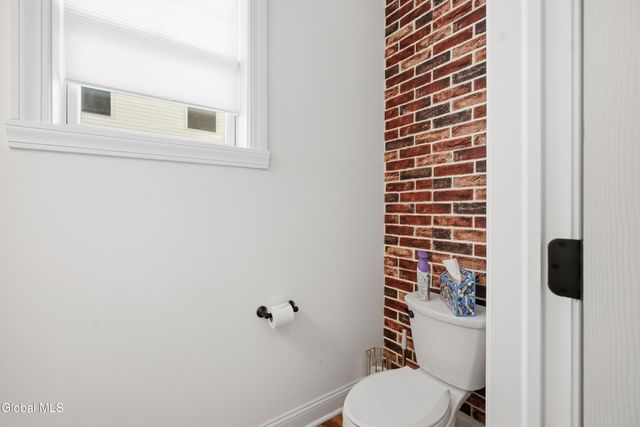 25 Timber Creek Drive, Ballston, NY 12019