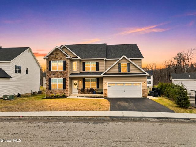 25 Timber Creek Drive, Ballston, NY 12019