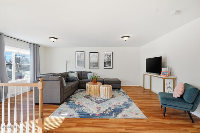 25 Timber Creek Drive, Ballston, NY 12019