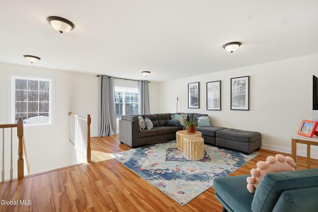 25 Timber Creek Drive, Ballston, NY 12019