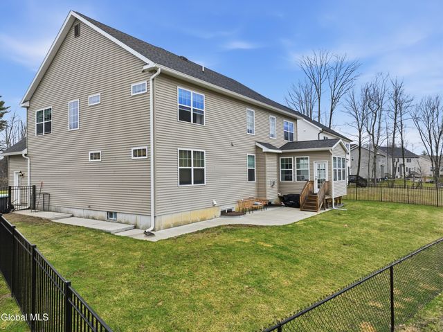 25 Timber Creek Drive, Ballston, NY 12019