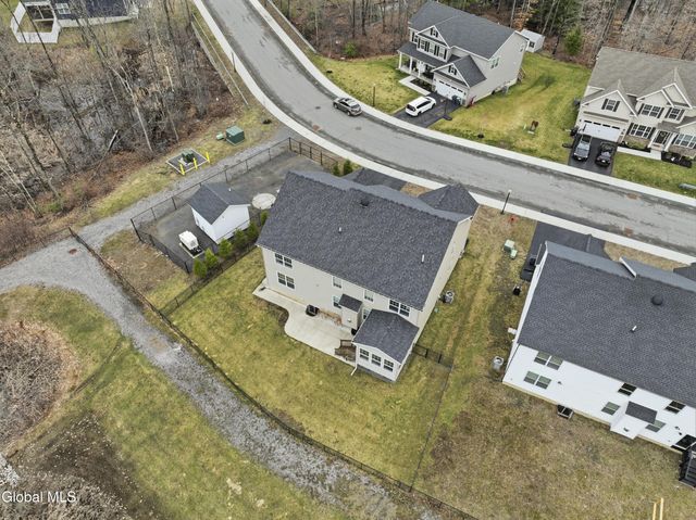 25 Timber Creek Drive, Ballston, NY 12019