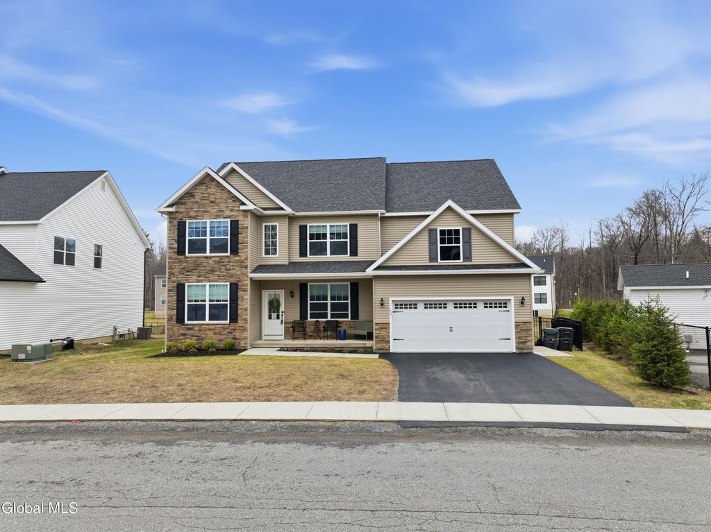 25 Timber Creek Drive, Ballston, NY 12019