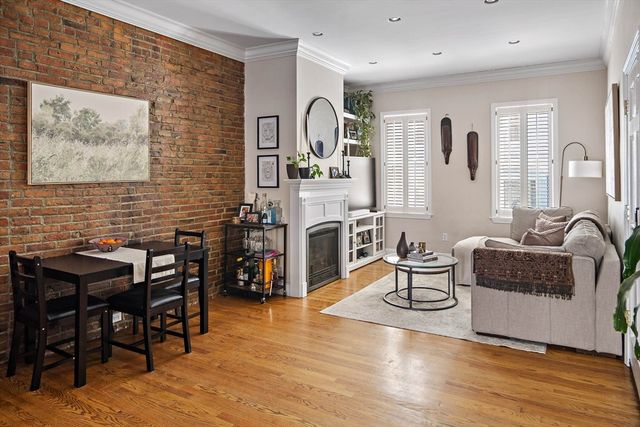 52 Mystic St 1, Boston, MA 02129