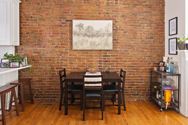 52 Mystic St 1, Boston, MA 02129